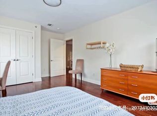 136 41st St, Union City, NJ 07087