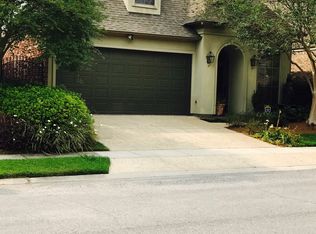 10814 Woodland Oaks Dr, Baton Rouge, LA 70809