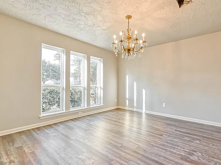3615 Highfalls Dr — Photo 8