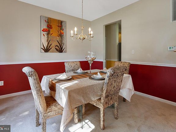 5th image of 123 Tweedsmere Dr