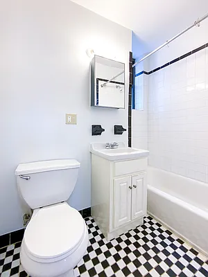 Rented by Compass | media 19