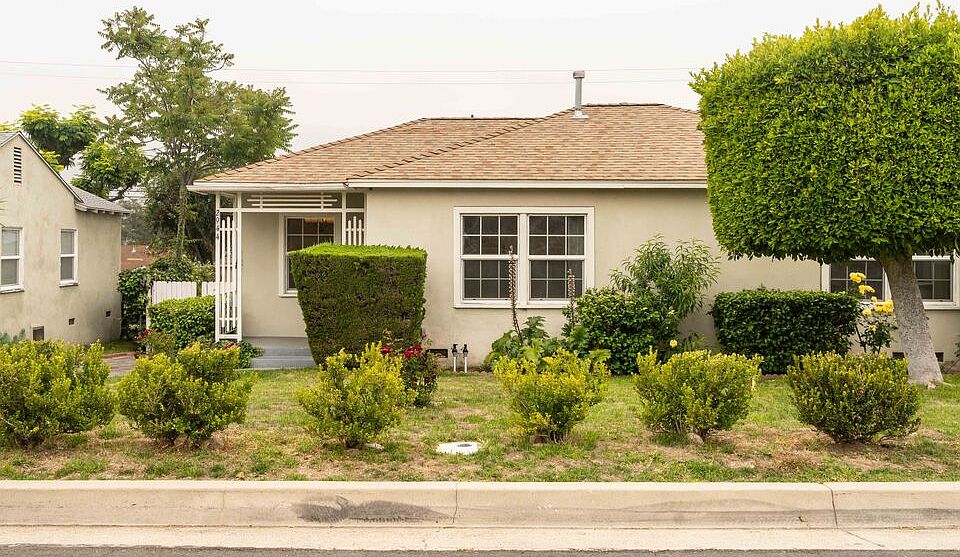 1st image of 2944 Mayfield Ave
