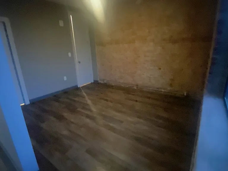 901 9th St #LOFT C — Photo 17