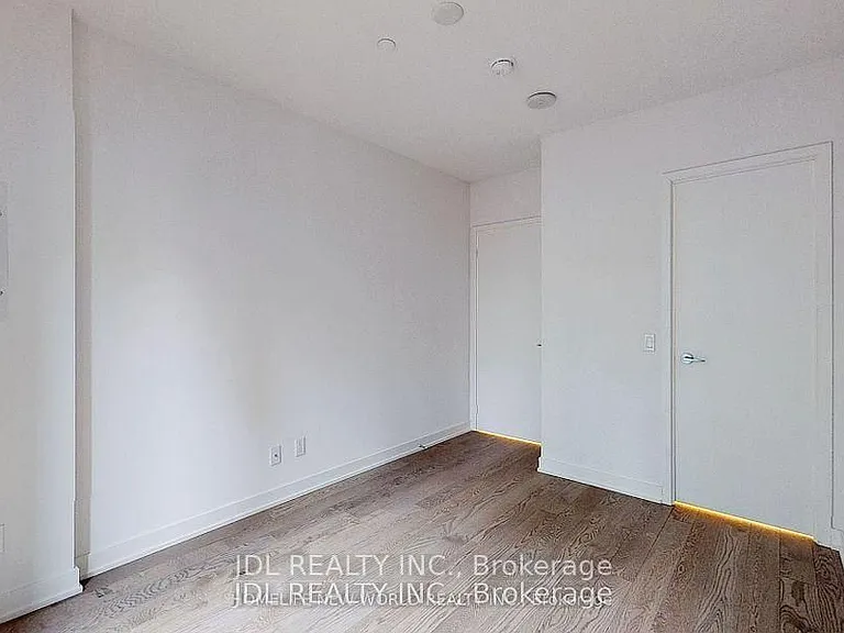 25 Richmond St E #408 — Photo 26