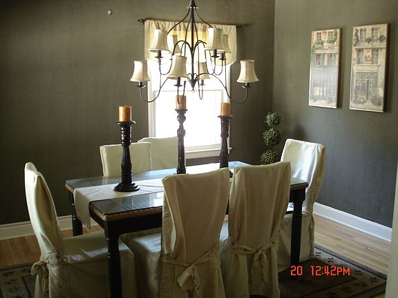 Formal dining room