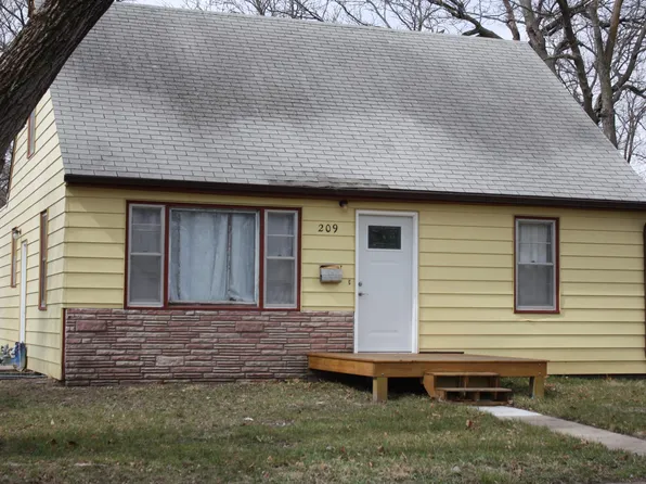 209 Wilmoth Ave, Ames, IA 50014