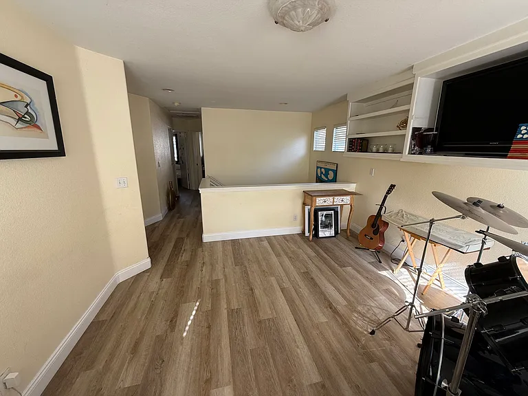 607 Hooper Ave — Photo 16
