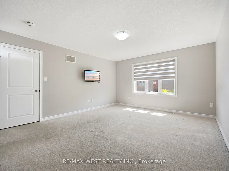26 Hines St — Photo 22