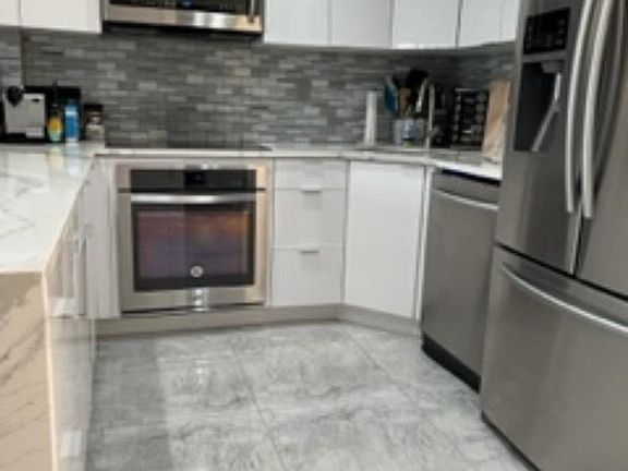 5th image of 13125 11th Ave