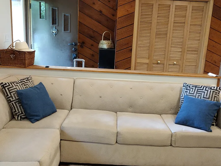 3210 Vista Ter — Photo 1