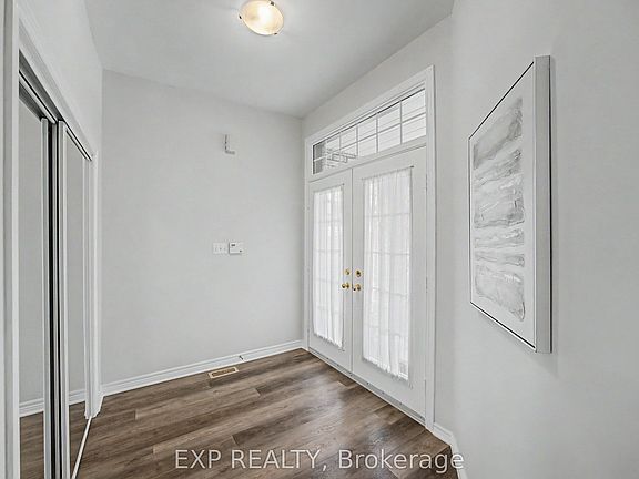 2nd image of 379 Grovehill Rd