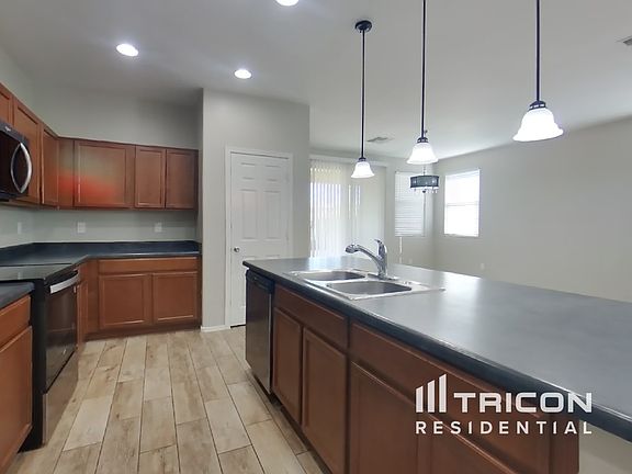 5th image of 40956 W Tamara Ln
