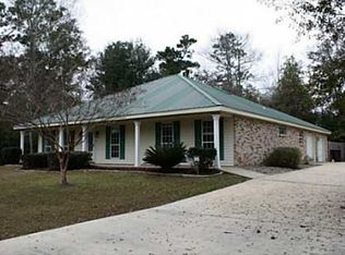 9711 Kini St, Diamondhead, MS 39525