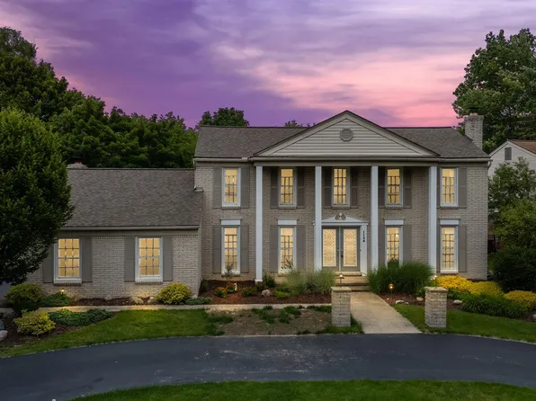 1126 Hickory Hill Dr, Rochester Hills, MI 48309