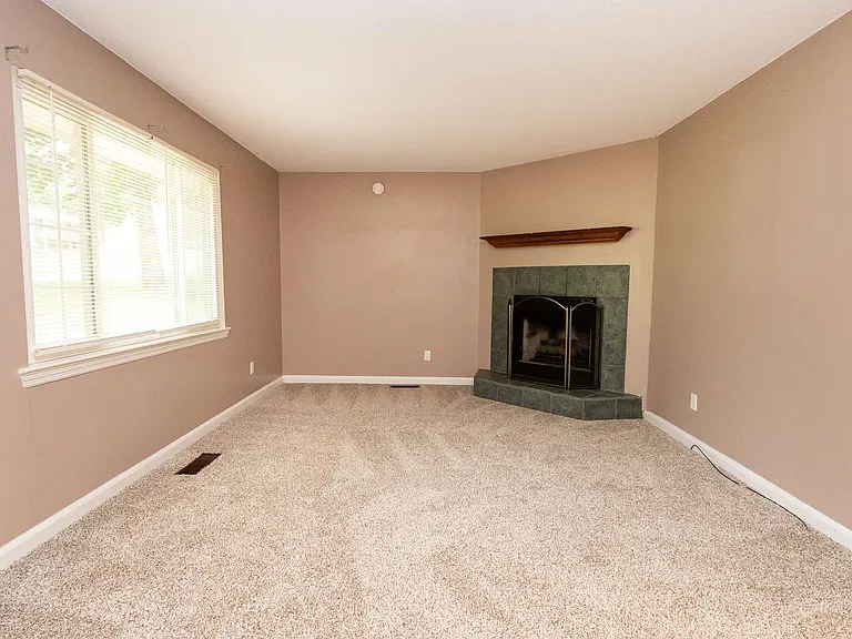 5428 Country Village Dr — Photo 8