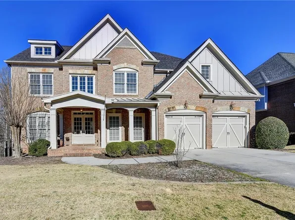 5712 Ashleigh Walk Dr, Suwanee, GA 30024