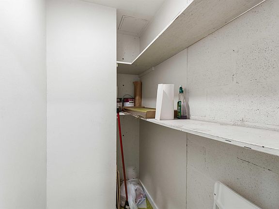 5th image of 11307 99th Ave NW #1008