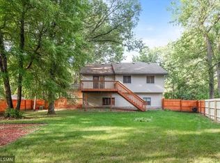 5722 Flint Trl, Wyoming, MN 55092