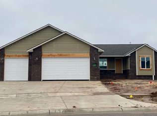 792 E Sunset St, Goddard, KS 67052