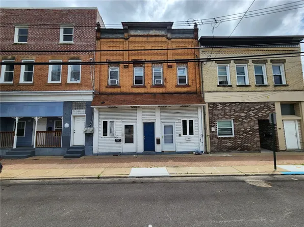 721 Monongahela Ave, Glassport, PA 15045