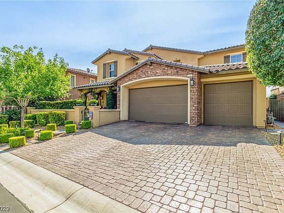 2nd image of 12267 Crystal Shore Ave