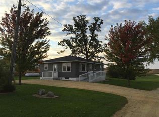 20856 Scenic Rd, Waucoma, IA 52171