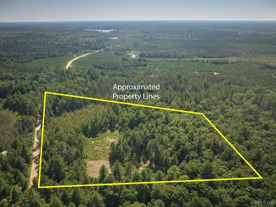 7806 E Doe Lake Rd, Munising, MI, 49862
