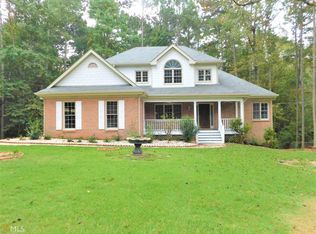 392 Buckingham Dr, Covington, GA