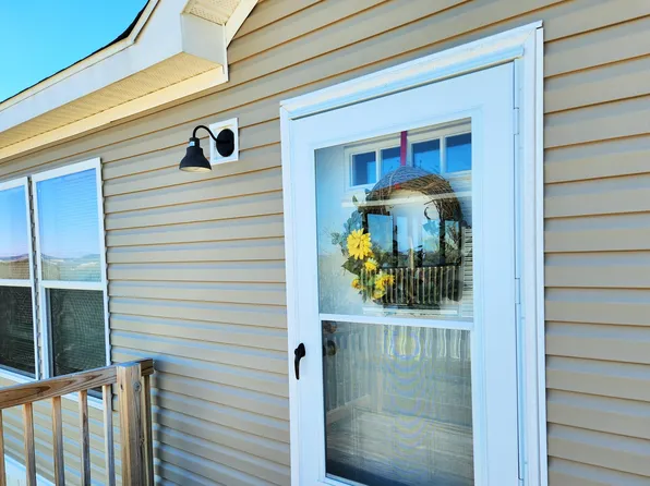 535 Presbyterian Street, Hollister, MO 65672