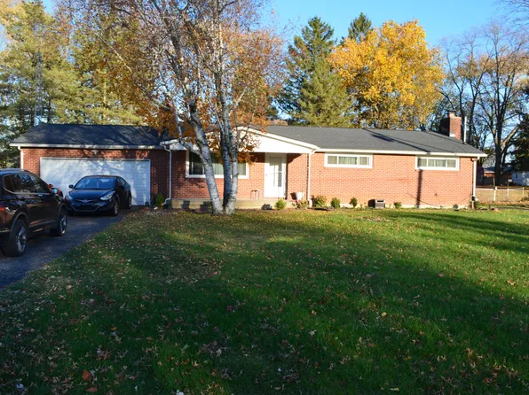 2900 Cumberland Dr, Springfield, OH 45506