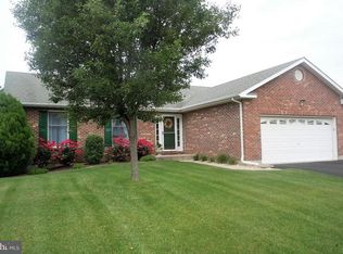 33 Monticello Dr, Bear, DE 19701