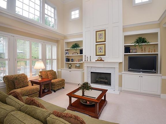 2nd image of 3236 Millwood Trl SE