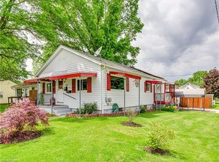 1189 Stratford St, Barberton, OH 44203