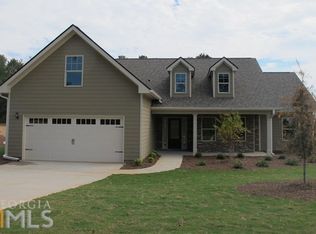 24 Storey Meadows Dr, Jefferson, GA 30549