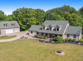 9703 Campbell Ln, Bellevue, MI 49021