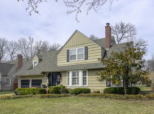 1220 Arno Rd, Kansas City, MO 64113