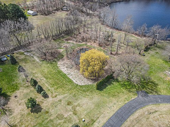 2nd image of Merriman Lake Dr