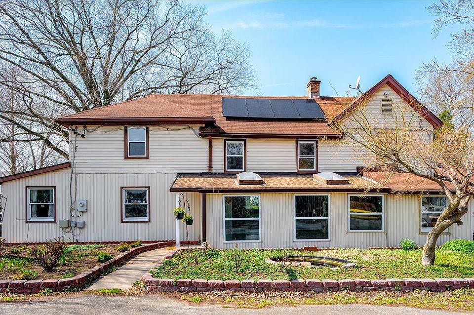 1st image of 626 Clark Ave