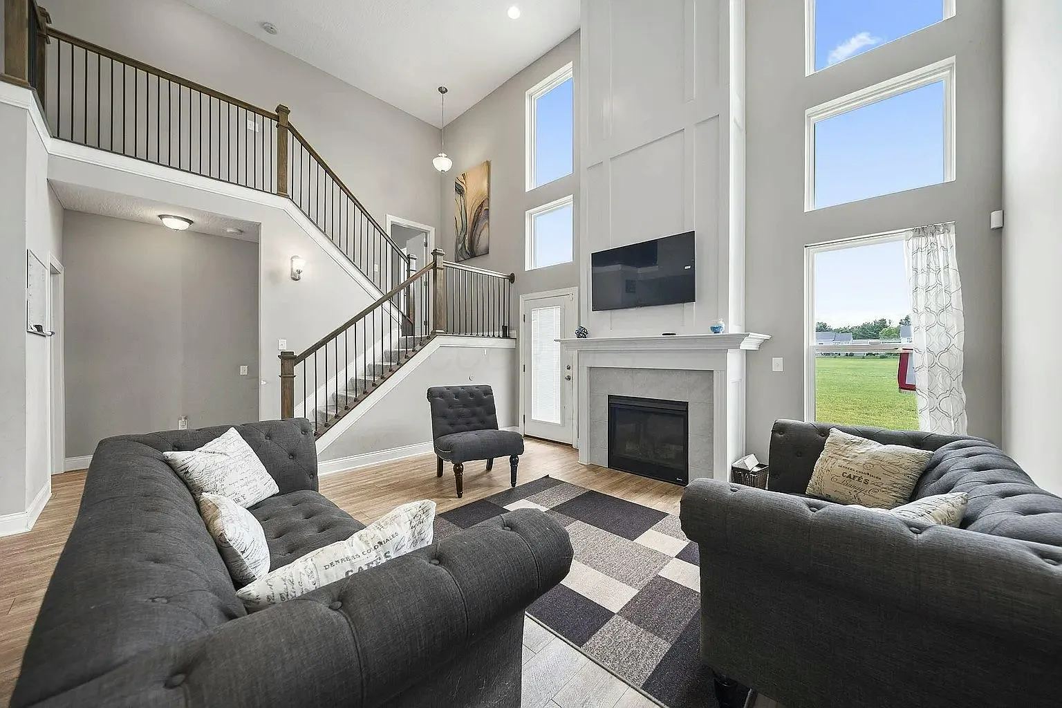 7275 Kerfield Dr — Photo 3