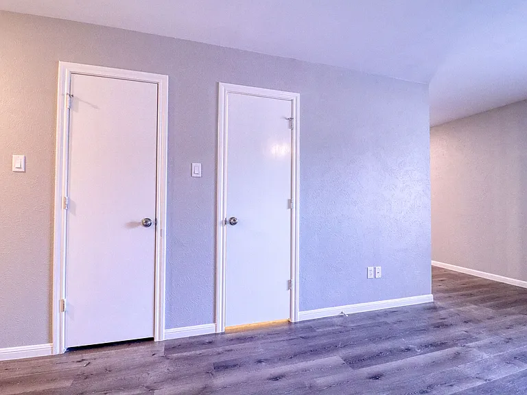 2221 Bowie Dr #7 — Photo 16
