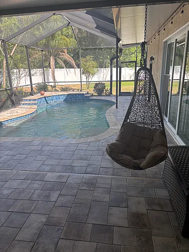 1908 Samantha Ln Photo 1