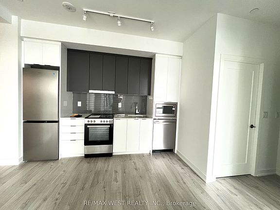 4th image of 9763 Markham Rd #705A