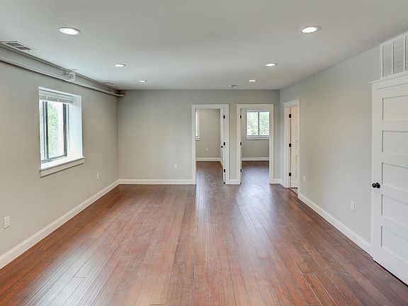 3rd image of 218 W Main St #2-C