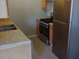 13208 Mountain Rd NE, Albuquerque, NM