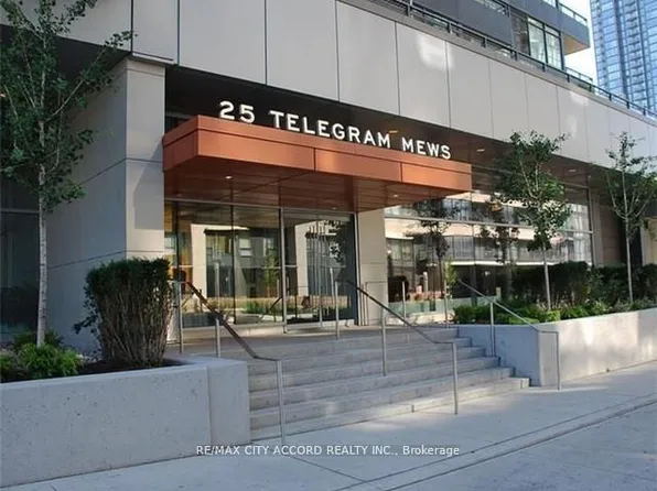 25 Telegram Mews #616, Toronto, ON M5V 3Z1
