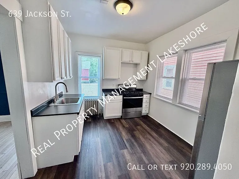 639 Jackson St — Photo 35