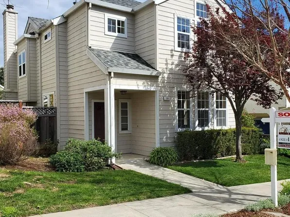 106 Village Cir, Santa Cruz, CA 95060