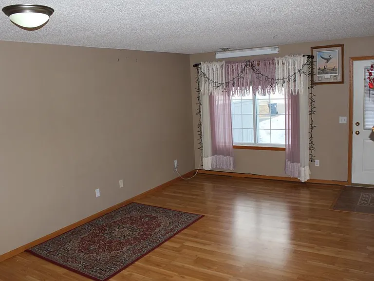 10950 Lexington Dr — Photo 1