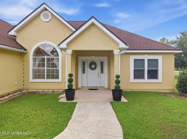 3253 Cypress Creek Dr, Diberville, MS 39540