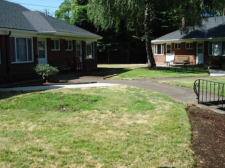 3930 SE Francis St — Photo 12
